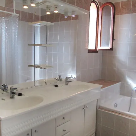 Сasa de vacaciones Fromental By Interhome